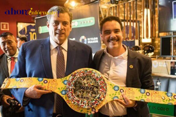 Además de farolón y traidor, ahora quiere echar guante
